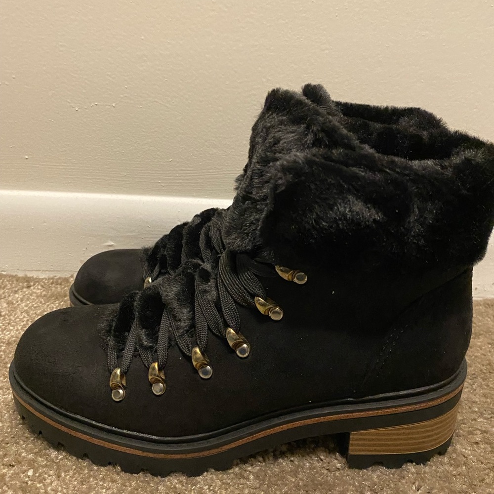 COPY - Rouge Size 9 Black *runs small*